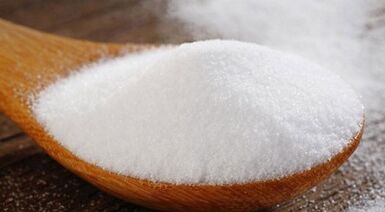 Soda to treat nail fungus